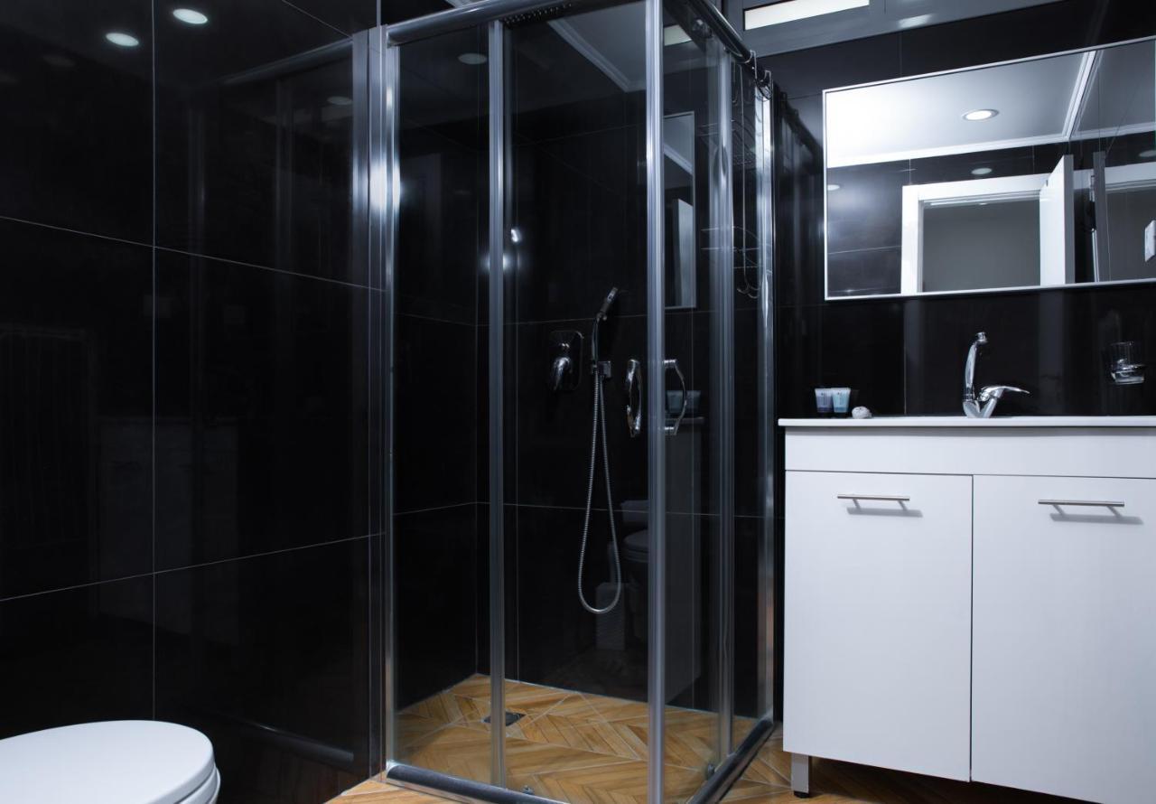 צופית אירוח: Cozy With Versatile Layouts Apartment
