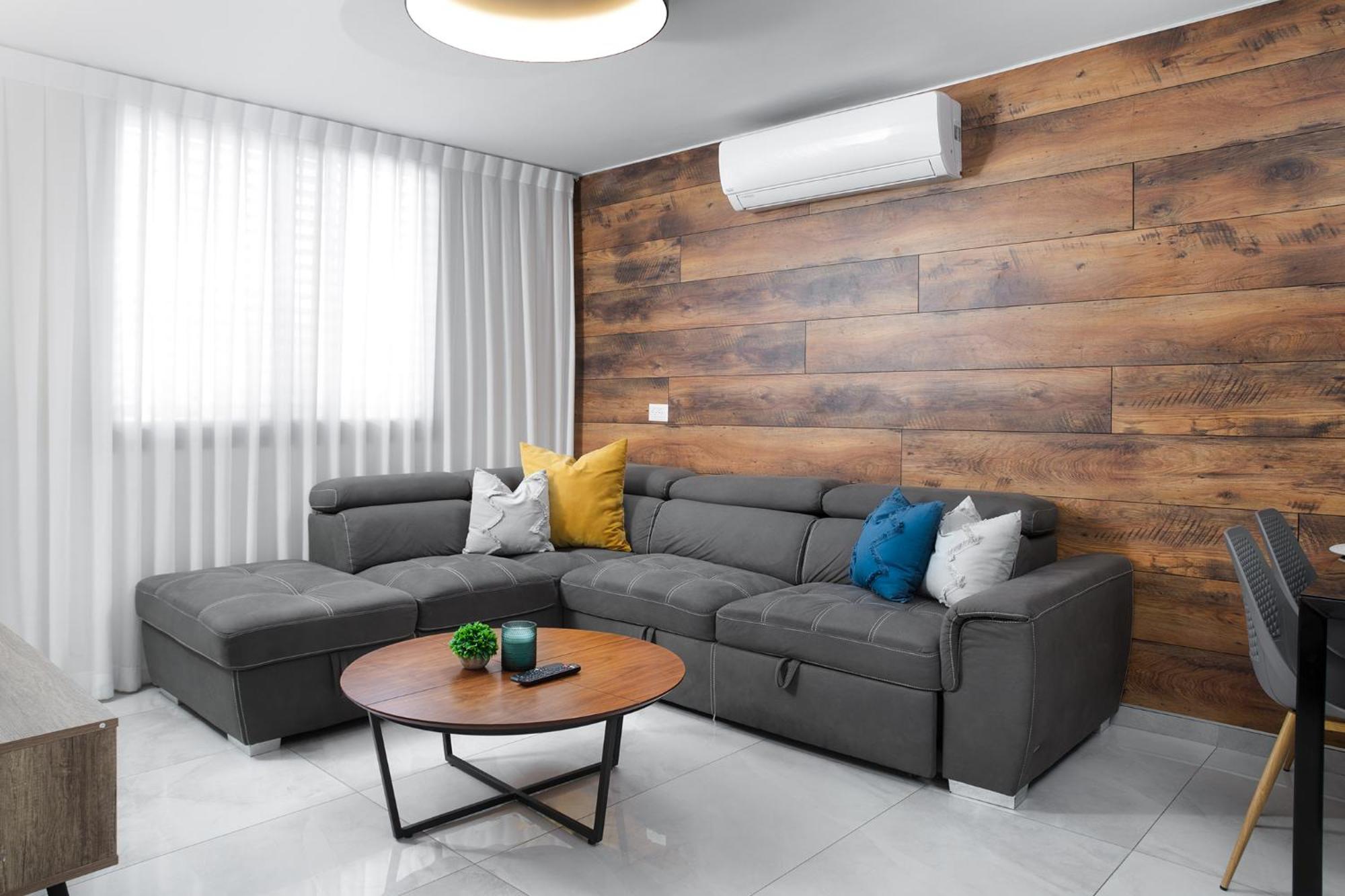 צופית אירוח: Cozy With Versatile Layouts Apartment
